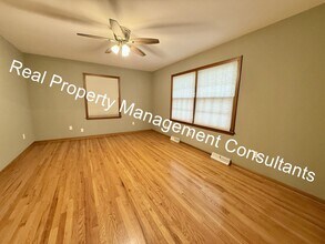 8903 Mastin St in Overland Park, KS - Building Photo - Building Photo