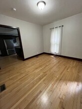 1924 Leyner St in Des Moines, IA - Building Photo - Building Photo
