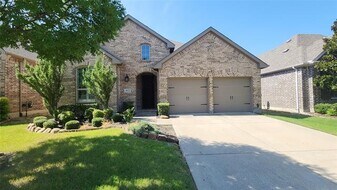 5621 Grove Cove Dr in McKinney, TX - Building Photo