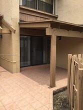 10303 NW 9th St Cir in Miami, FL - Building Photo - Building Photo