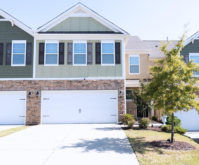 property at 1463 Bramblewood Dr