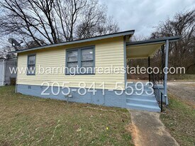 4537 40th Pl N in Birmingham, AL - Building Photo