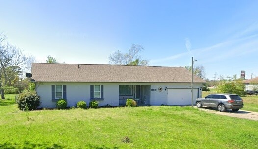 160 E Darby St in Bridge City, TX - Building Photo - Building Photo