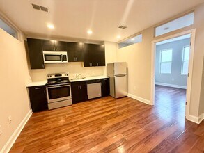 543 Florida Ave NW in Washington, DC - Foto de edificio - Building Photo