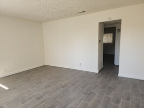 2013 Morada Ct in Hemet, CA - Building Photo - Building Photo