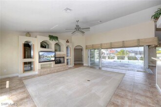 409 SW 7th St in Cape Coral, FL - Building Photo - Building Photo