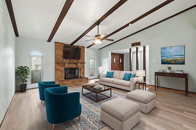 2102 Lewis Trail in Grand Prairie, TX - Building Photo - Building Photo