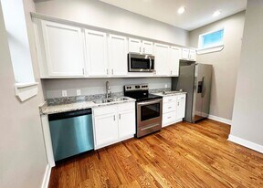 3216 Bishop St in Cincinnati, OH - Building Photo