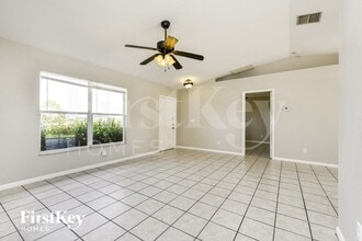 911 Sally Ave N in Lehigh Acres, FL - Building Photo - Building Photo