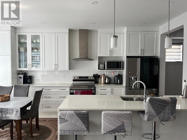 248 Dagenham St in Ottawa, ON - Building Photo - Building Photo