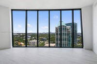 2831 S Bayshore Dr in Miami, FL - Building Photo - Building Photo