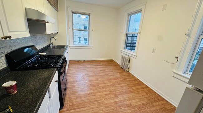 1153 Summit Ave in Jersey City, NJ - Building Photo - Building Photo