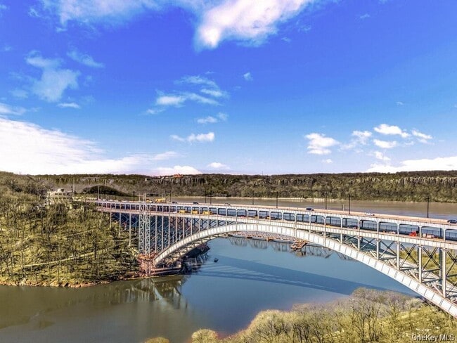 property at 2287 Johnson Ave