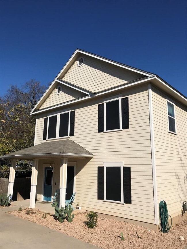1307 Walnut Ave in Austin, TX - Building Photo - Building Photo