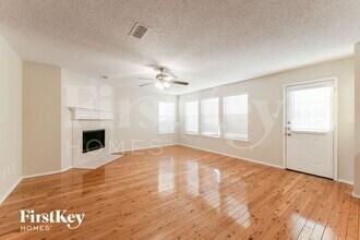 2444 Big Spring Dr in Fort Worth, TX - Building Photo - Building Photo