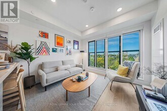 484 Spadina Ave. in Toronto, ON - Building Photo - Building Photo