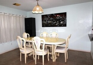 11022 Bradford Way Dr in Houston, TX - Building Photo - Building Photo