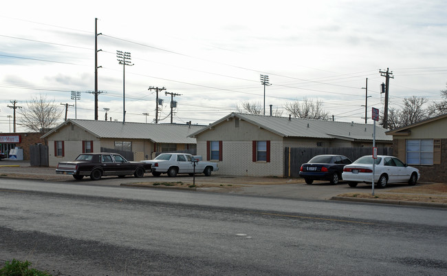 1603-1605 66th St in Lubbock, TX - Building Photo - Building Photo