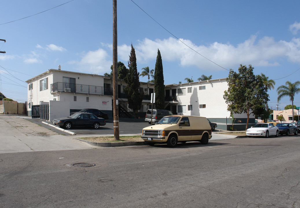 304 E 5th St in National City, CA - Building Photo