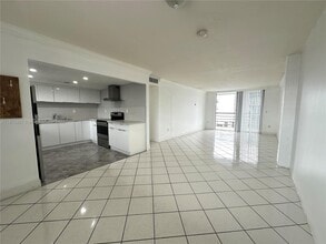 14195 SW 87th St in Miami, FL - Building Photo - Building Photo