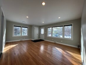 807 Elm Ave in Geneva, IL - Building Photo - Building Photo