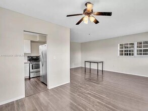 1451 NE 170th St in North Miami Beach, FL - Building Photo - Building Photo