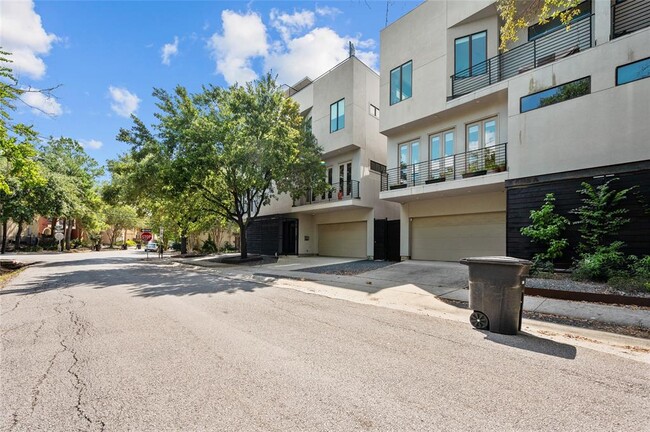 1403 Vermont St in Houston, TX - Building Photo - Building Photo