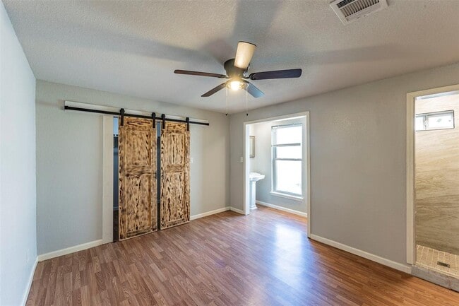 1104 1st St in Galena Park, TX - Building Photo - Building Photo