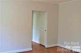 1121 Myrtle Ave in Charlotte, NC - Foto de edificio - Building Photo