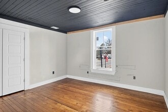 124 N Mecklenburg Ave in South Hill, VA - Building Photo - Building Photo