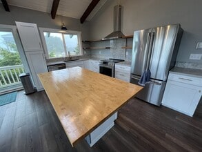 373 Sand Dune Ave NW in Ocean Shores, WA - Building Photo - Building Photo