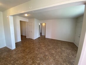 4223 Rockingham St in Houston, TX - Building Photo - Building Photo