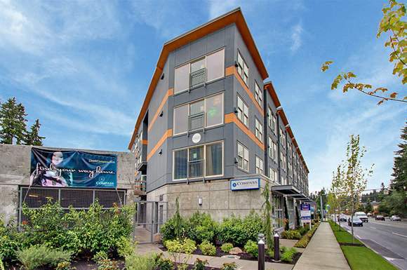 Compass Apartments in Edmonds, WA - Foto de edificio - Building Photo