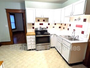 801 4th St E in St. Paul, MN - Building Photo - Building Photo