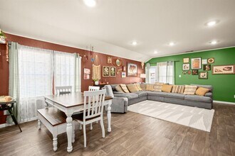 1419 Havelock Wy in Lockhart, TX - Building Photo - Building Photo