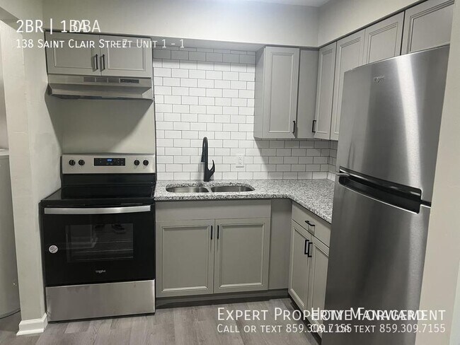 138 St Clair St in Versailles, KY - Building Photo - Building Photo