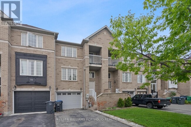 property at 33 Cedarvalley Blvd