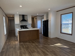 124 Pruitt St in Lexington, OK - Building Photo - Building Photo