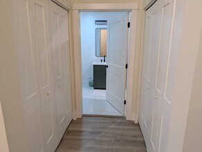 1453 Maple Ave, Unit B03 in Evanston, IL - Building Photo - Building Photo