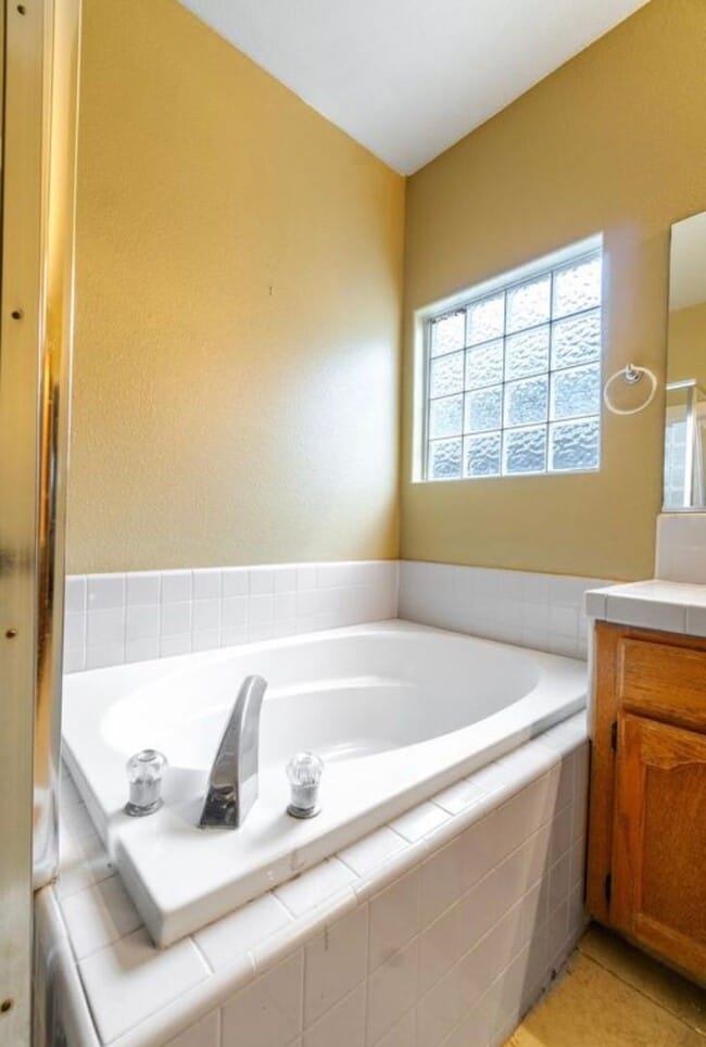 524 Mallard Ave in Lemoore, CA - Building Photo - Building Photo