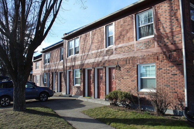 property at 511 Crater Lake Pkwy