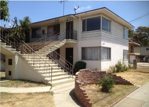 235 W Regent St in Inglewood, CA - Building Photo - Building Photo