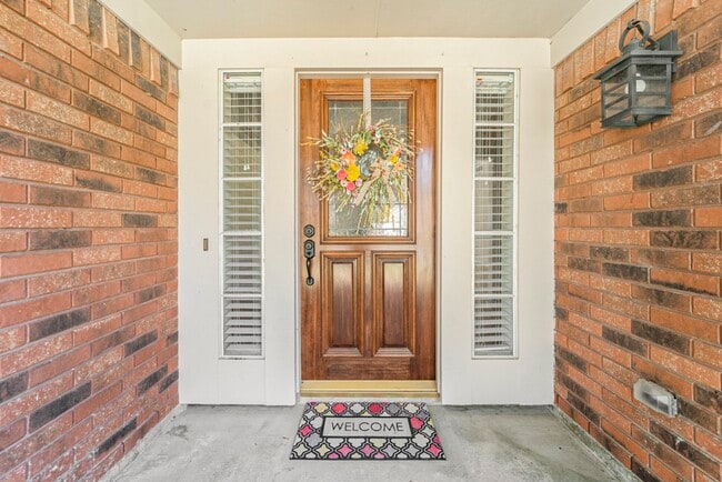 15214 Park Estates Ln