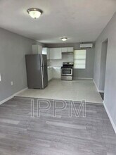 1141 W Acacia Ave in Alamo, TX - Building Photo - Building Photo