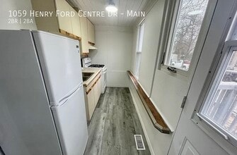1059 Henry Ford Centre Dr in Windsor, ON - Building Photo - Building Photo