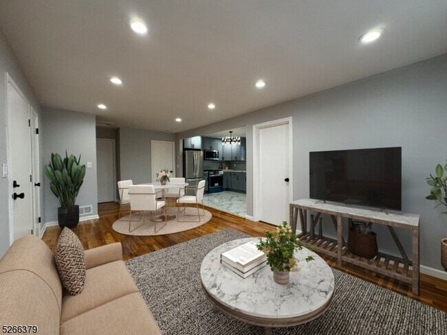 9 Westervelt Pl in Irvington, NJ - Building Photo - Building Photo