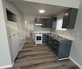 Roseville Lane Apartments in College Place, WA - Building Photo - Building Photo