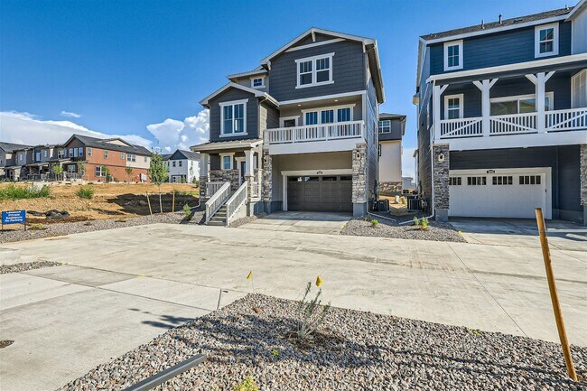 1986 S Fultondale Ct in Aurora, CO - Building Photo - Building Photo