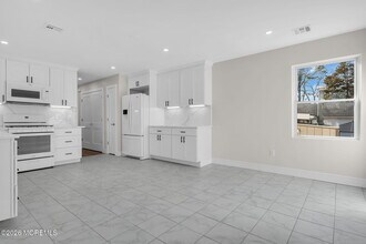 2334 Adams Ave in Toms River, NJ - Building Photo - Building Photo