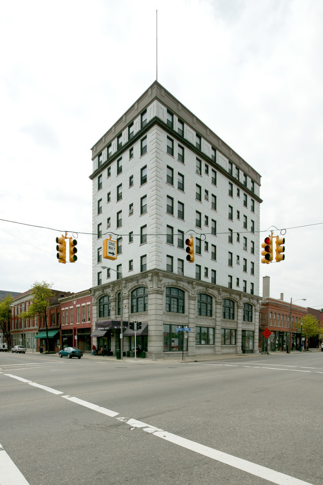 Rickman House in Kalamazoo, MI - Foto de edificio - Building Photo